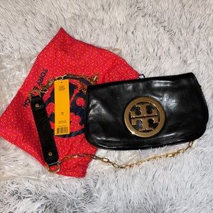 Tory Burch Logo Clutch With Chain Black